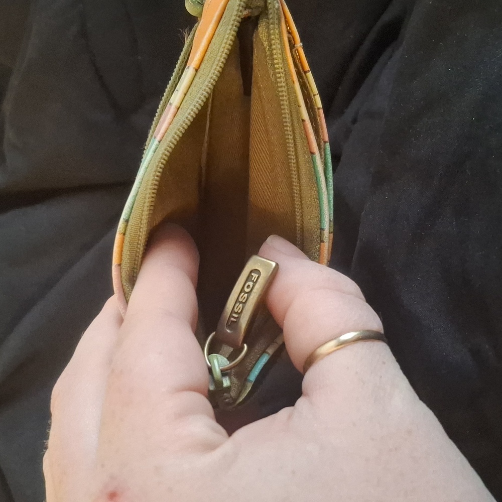 Colorful Striped Coin Purse - Picture 3 of 4